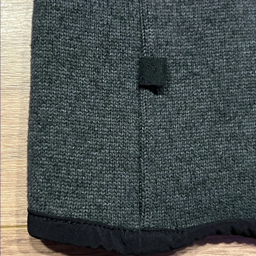 Lululemon It’s Fleecing Cold Pullover Hoodie in Heathered Black/Black Size 10
